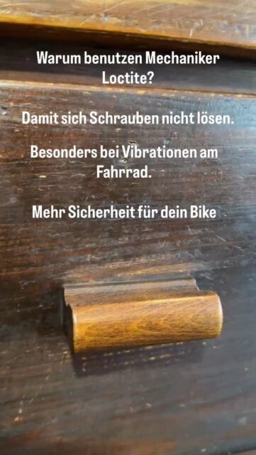 Schraubensicherung ist ein kleines Detail – aber sehr wichtig.Sie verhindert, dass sich Schrauben durch Vibrationen lösen.Besonders bei Vorbau, Bremse oder Flaschenhalter kann das entscheidend sein.Verwendest du Schraubensicherung an deinem Bike?#fahrrad #loctite #schraubensicherung #fahrradservice #bikepflege